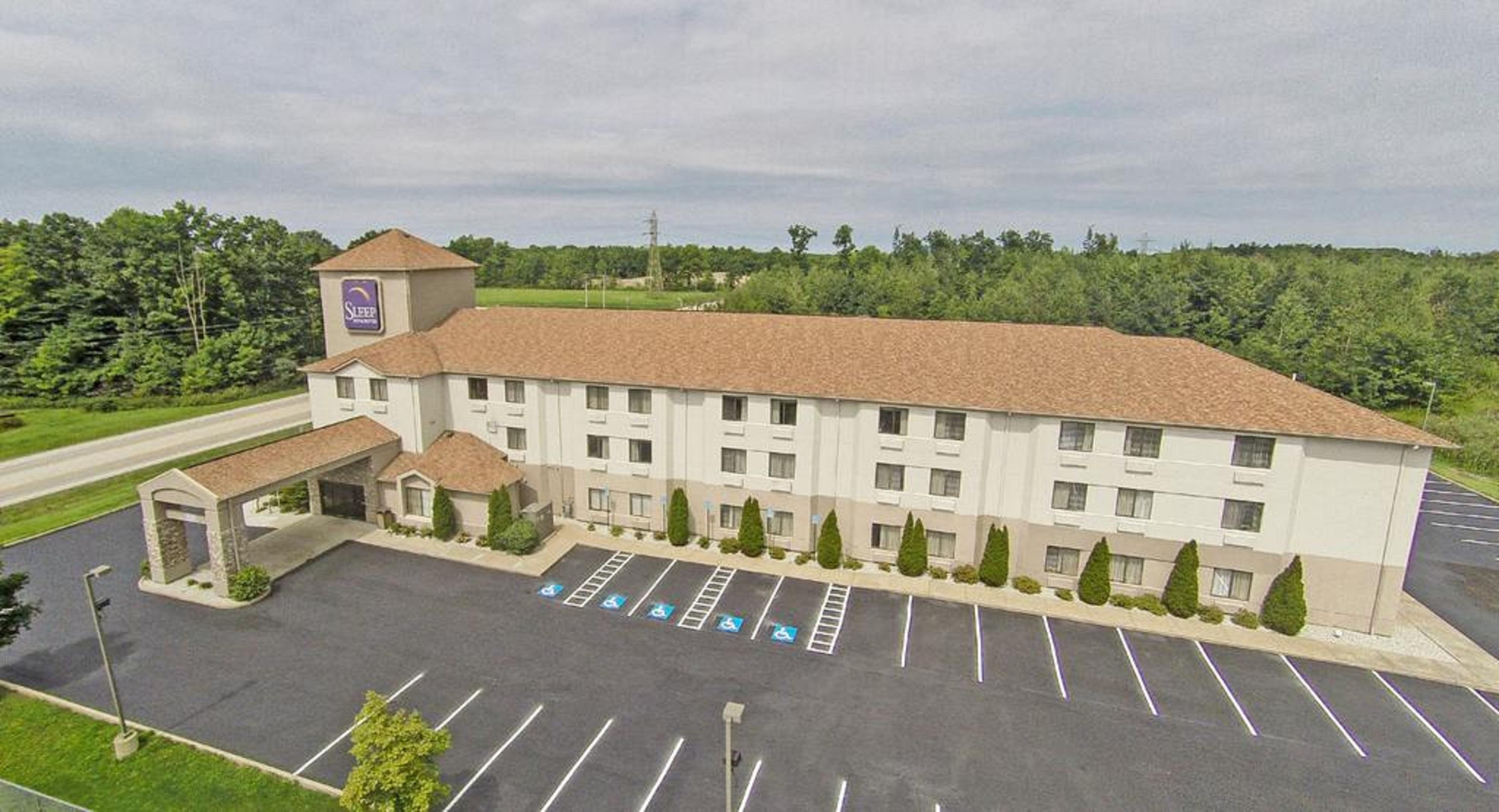 Sleep Inn & Suites Near I-90 And Ashtabula Austinburg Exterior photo